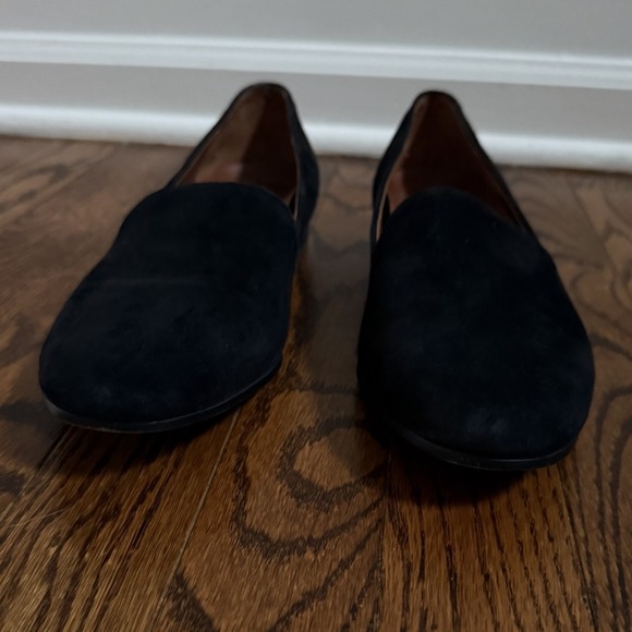 Vionic Willa Suede Loafers Womens 8.5 Black Slip On Flats Classic Shoes - Picture 3 of 11